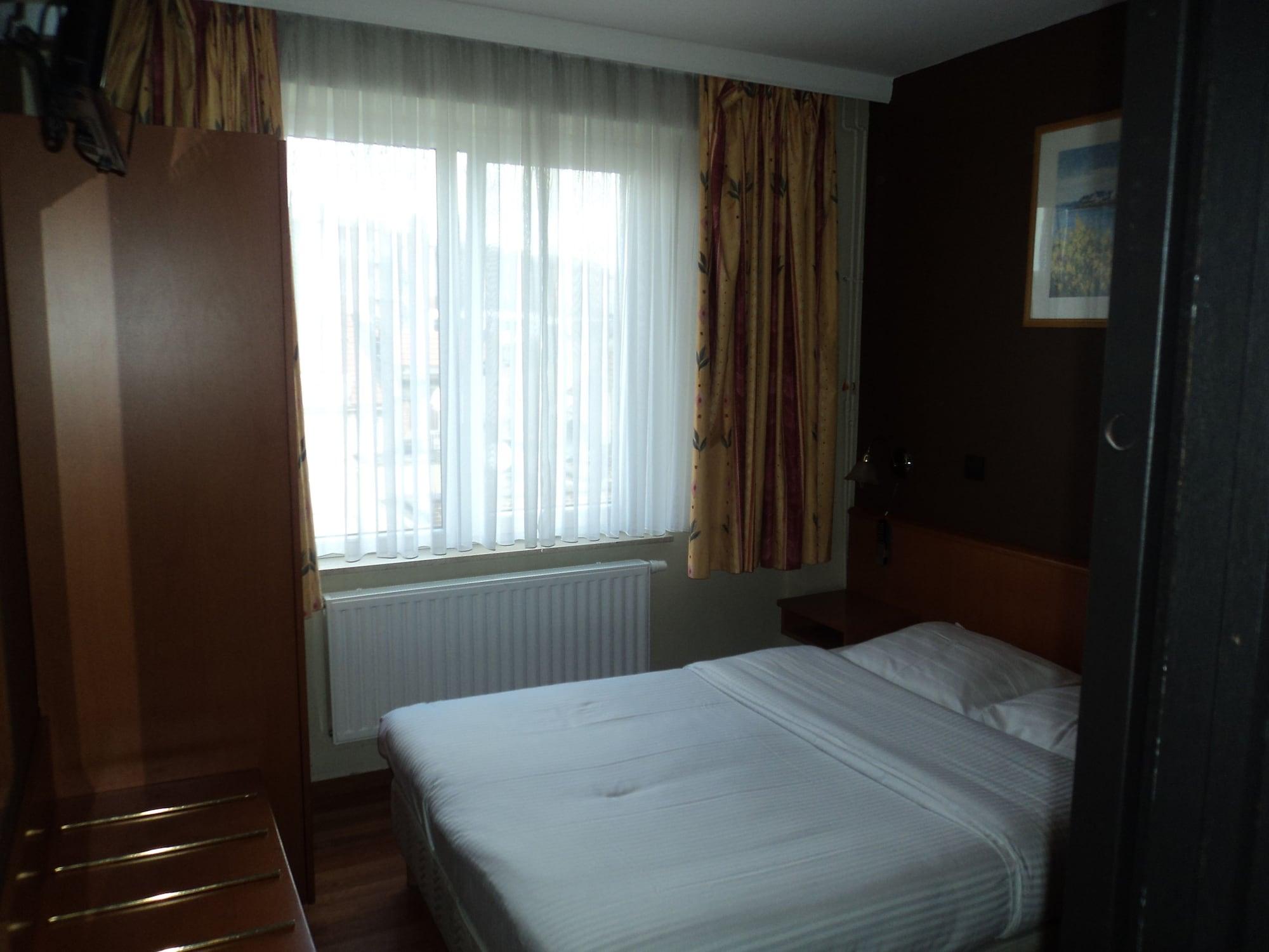 Albert Hotel Saint-Josse-ten-Noode Kültér fotó