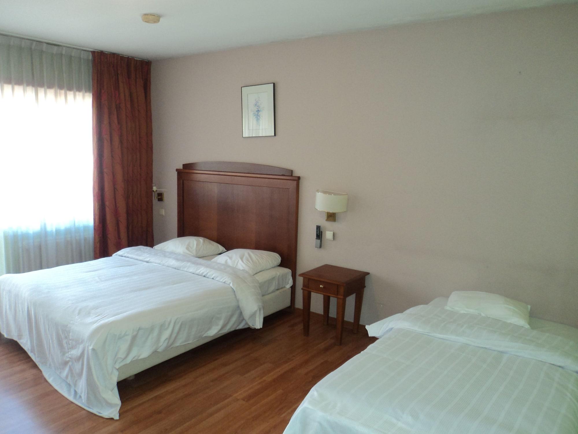 Albert Hotel Saint-Josse-ten-Noode Kültér fotó