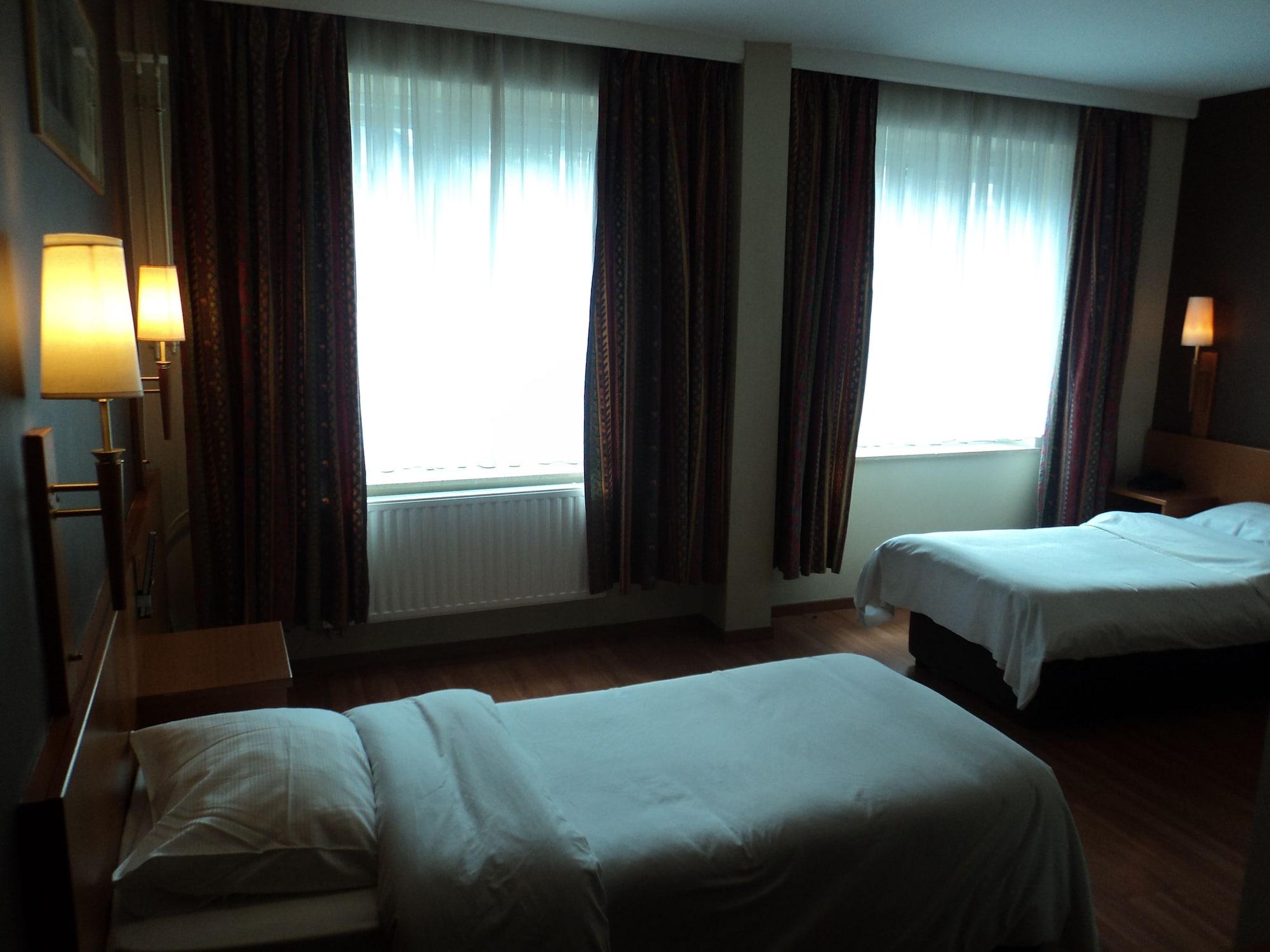 Albert Hotel Saint-Josse-ten-Noode Kültér fotó