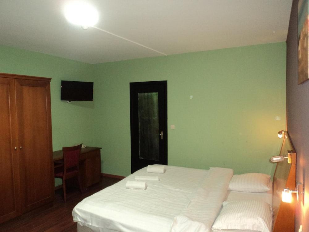 Albert Hotel Saint-Josse-ten-Noode Kültér fotó